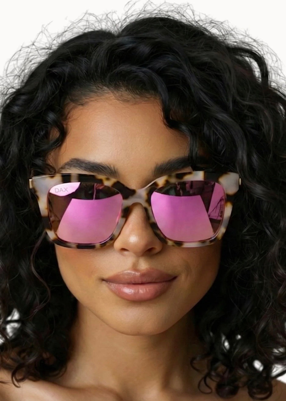 DAX EYEWEAR LYLA SUNGLASSES - HOT PINK