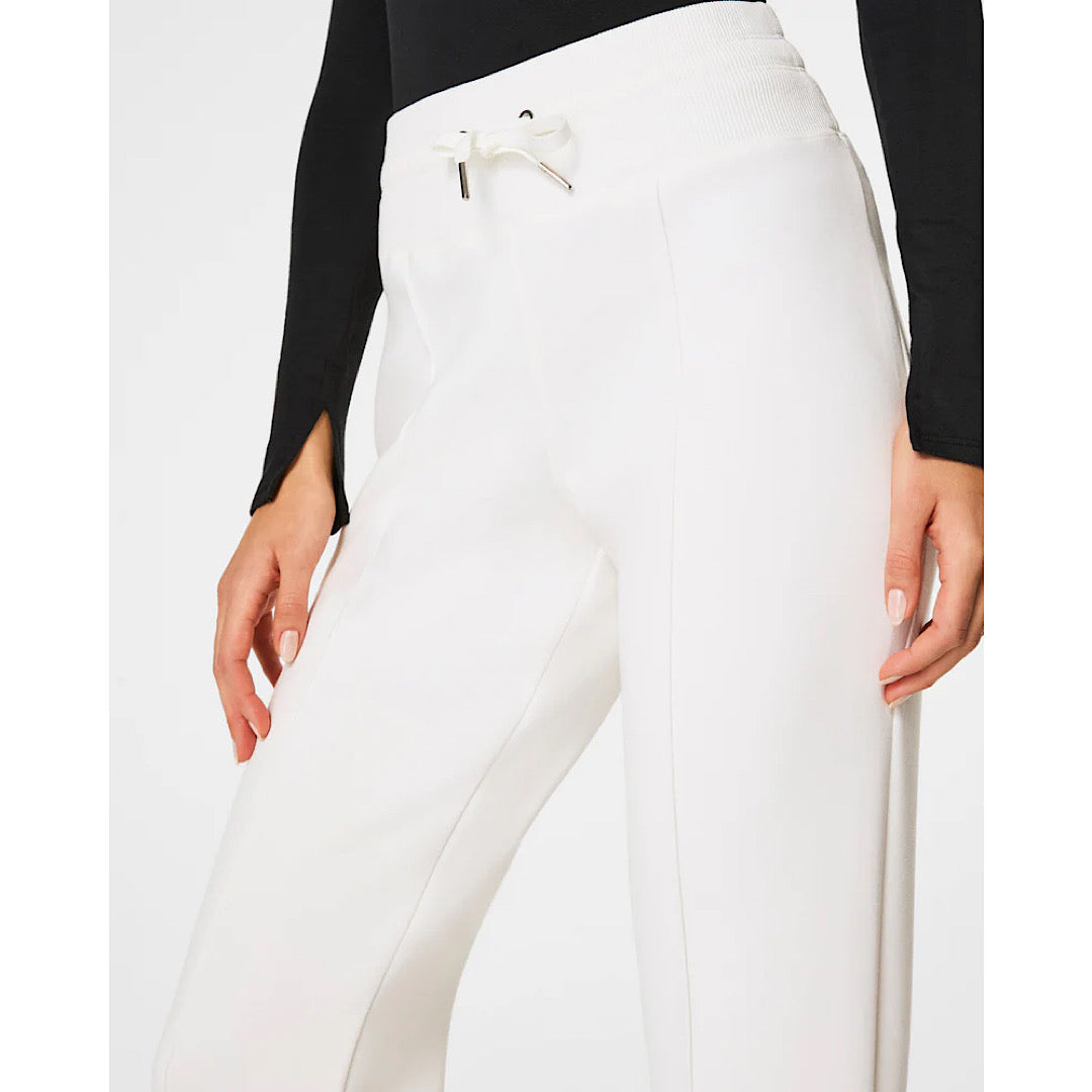 SPANX AIRESSENTIALS LUXE TAPERED PANT - POWDER