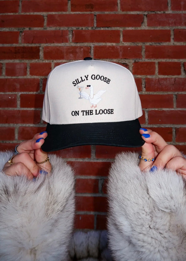 SILLY GOOSE ON THE LOOSE HAT