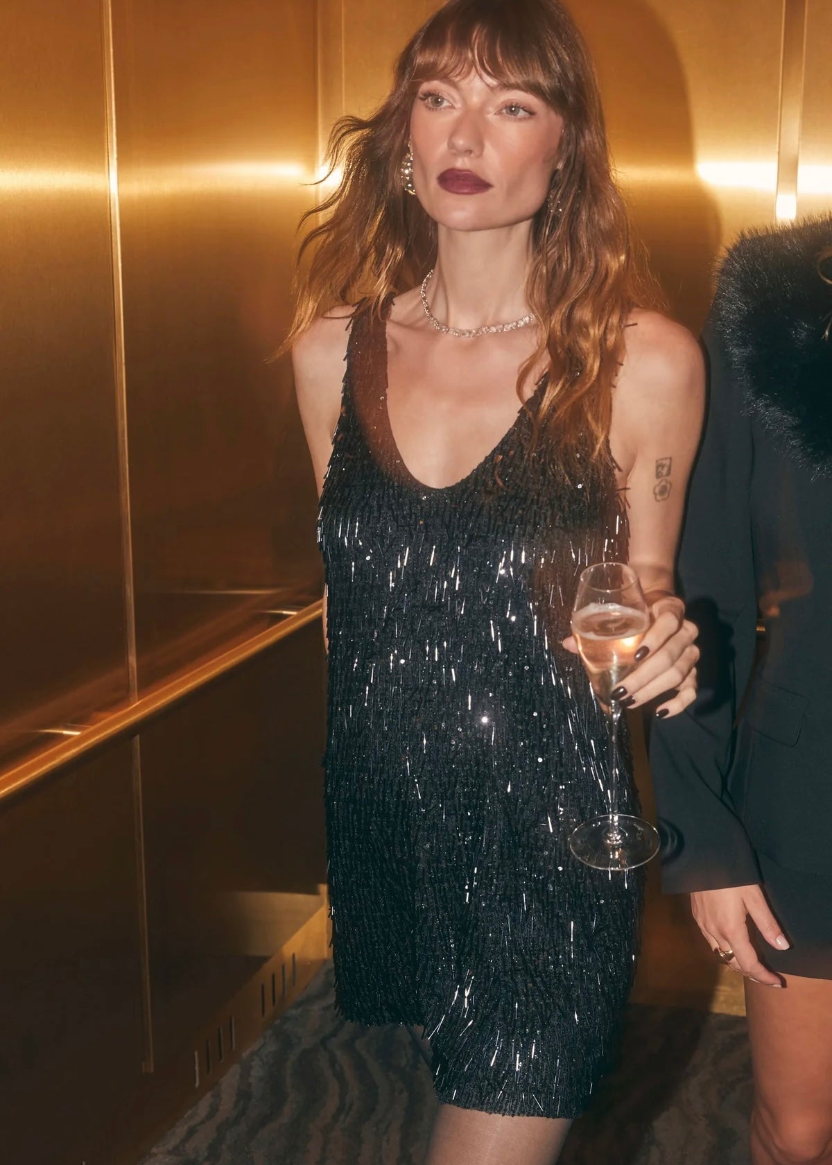 ASTR THE LABEL EMANI SEQUIN MINI DRESS - BLACK