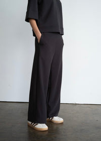 THE AVRIL PANTS
