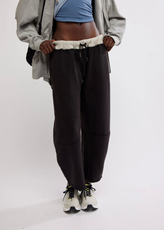 FREE PEOPLE MOVEMENT YOU WISH PANT - BLACK