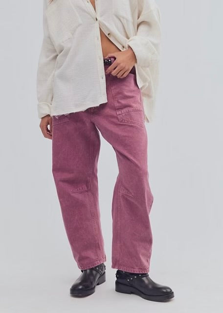 FREE PEOPLE MINIMALIST MOXIE BOYFRIEND BARREL JEANS - CRUSHED BERRY