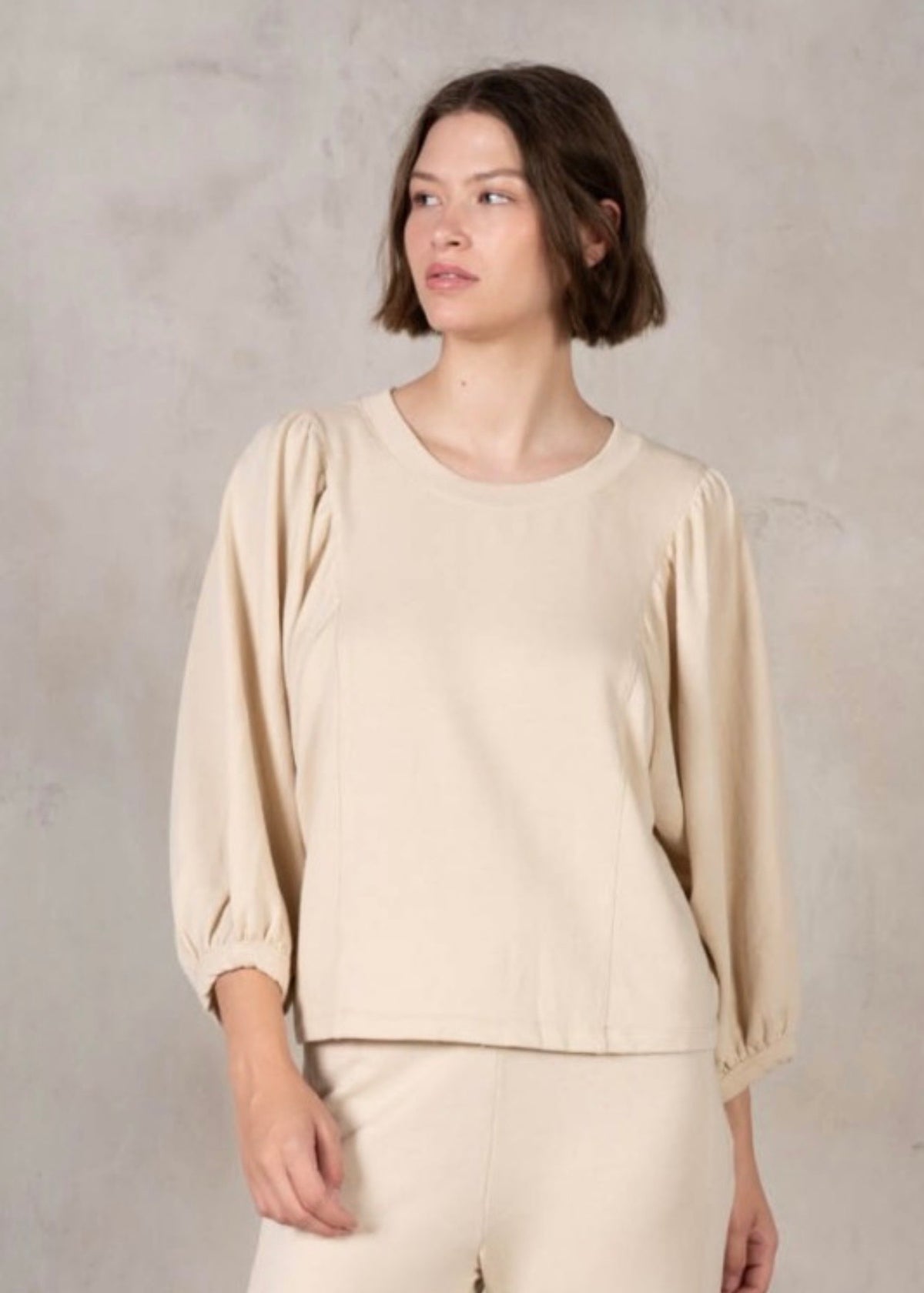 THE CARRIE SWEATSHIRT - CREAM