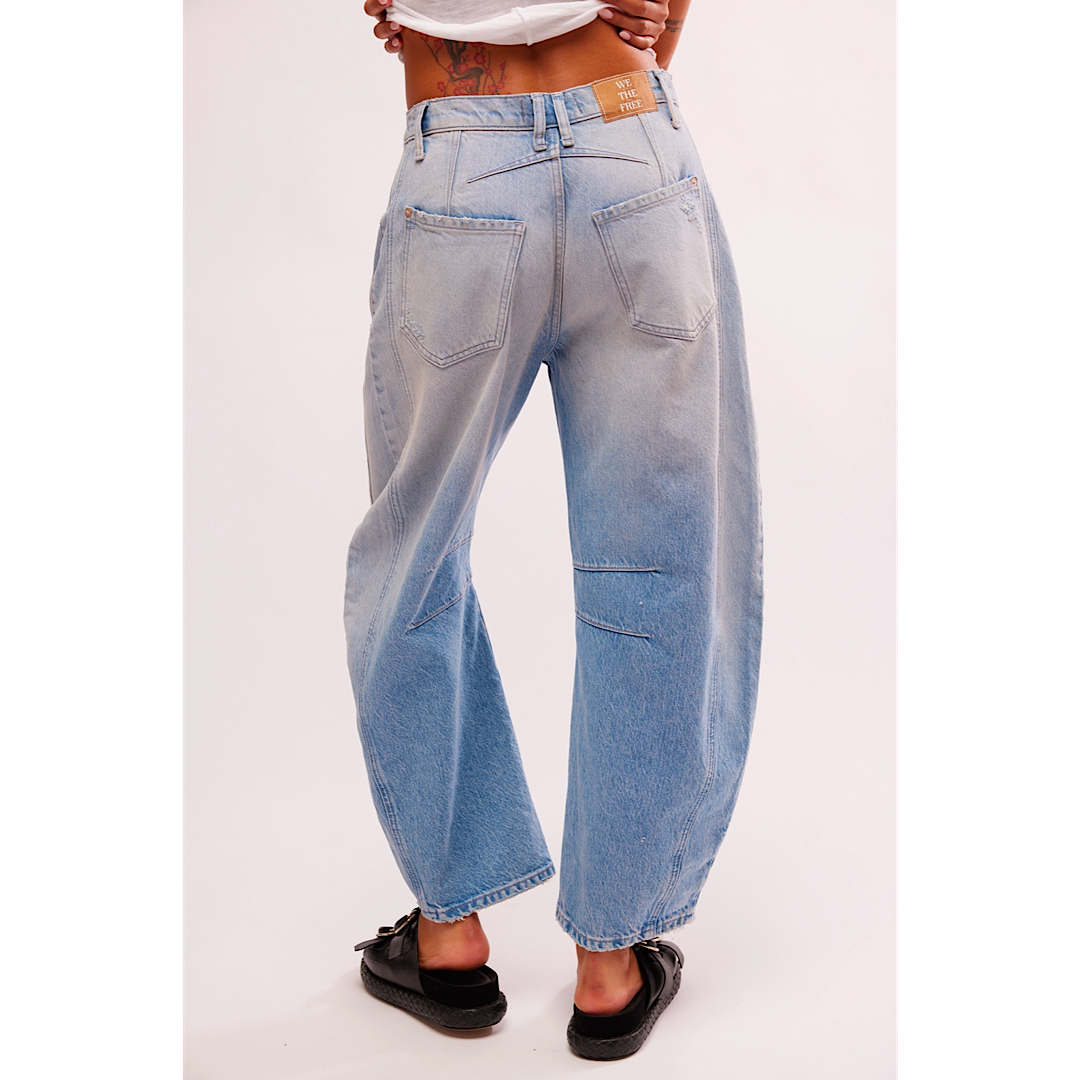 FREE PEOPLE GOOD LUCK MID RISE BARREL JEANS - BARNYARD BLUE