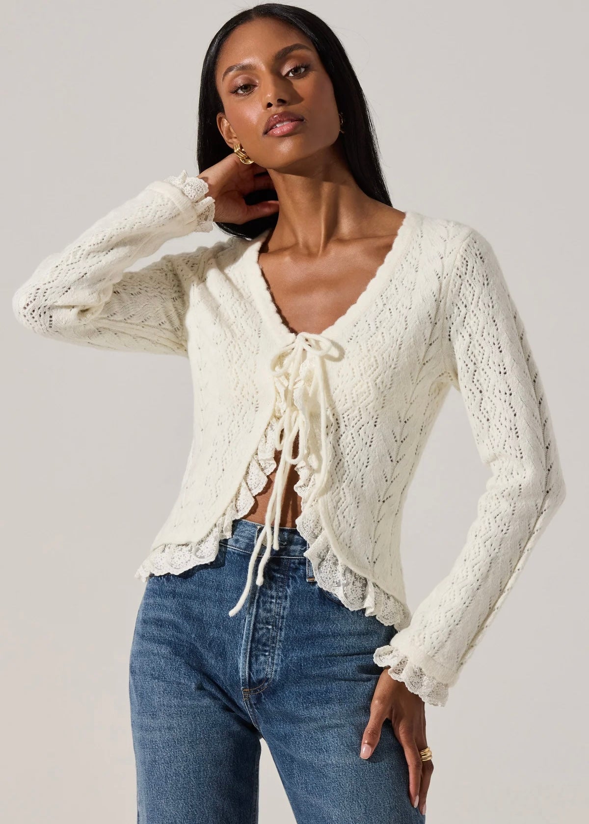 トップス LACY CAMI AND CARDIGAN Chic at Every Age: Cozy Cardigan with Lace Cami + Hotel ZaZa Spa Day -
