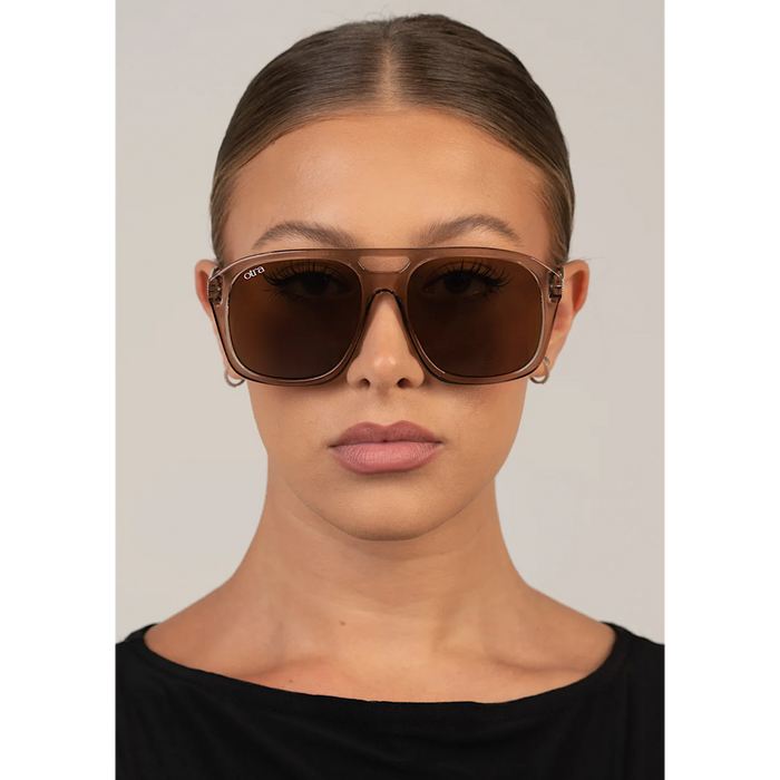 OTRA EYEWEAR REINA SUNGLASSES - TRANSPARENT OLIVE/BROWN