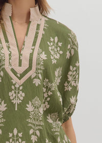 THE SELENA TOP