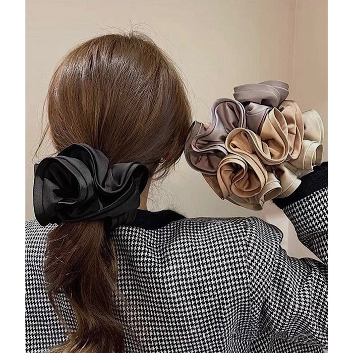 LARGE SATIN SCRUNCHIE