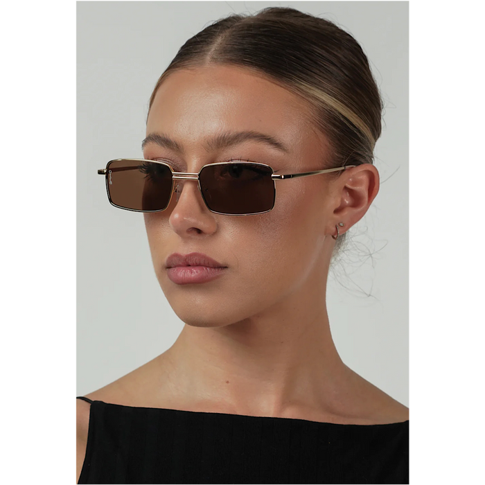 OTRA EYEWEAR ILA SUNGLASSES - GOLD/BROWN