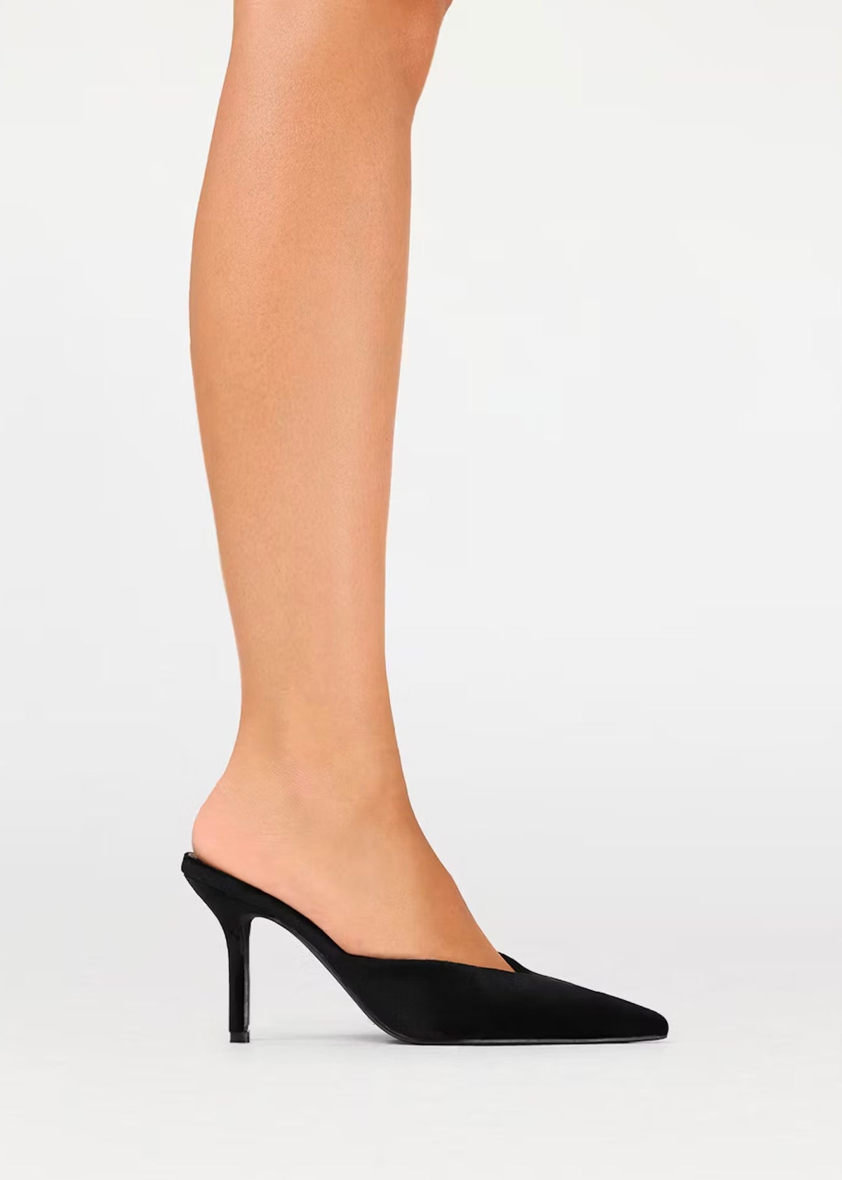 BILLINI KAREY KITTEN HEEL - BLACK VELVET