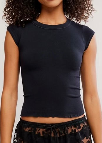 FREE PEOPLE SO SOFT SEAMLESS BABY TEE - BLACK