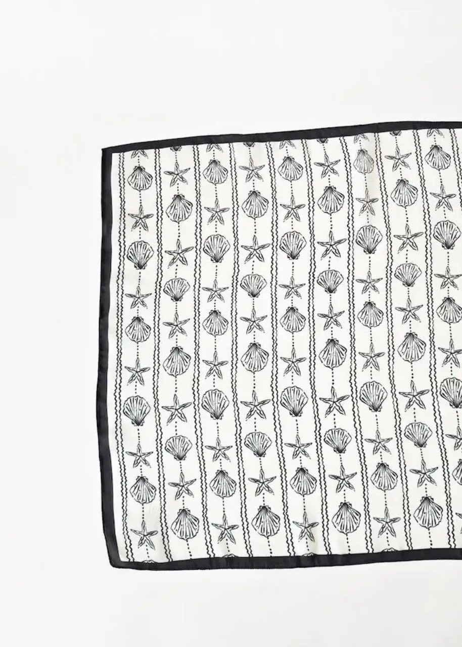 THE ALICE SCARF