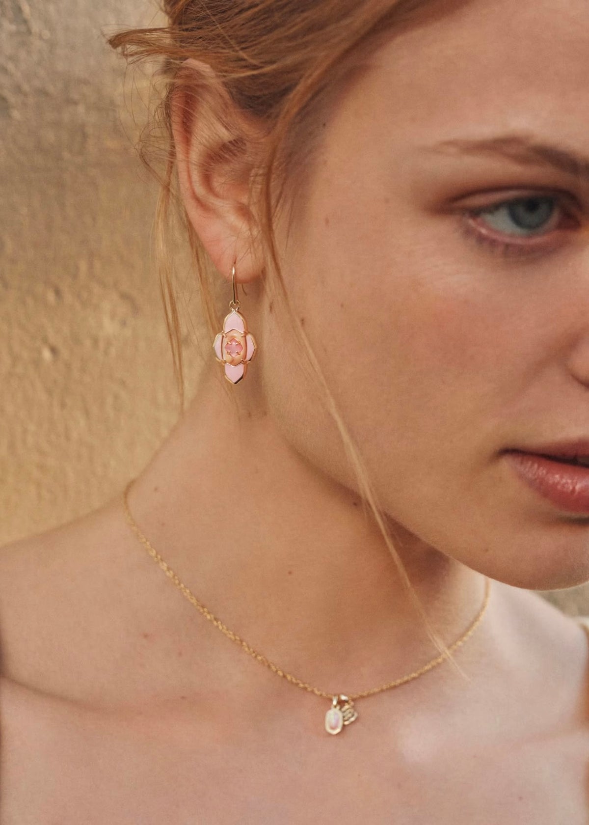 KENDRA SCOTT MINI ELISA DIRA NECKLACE