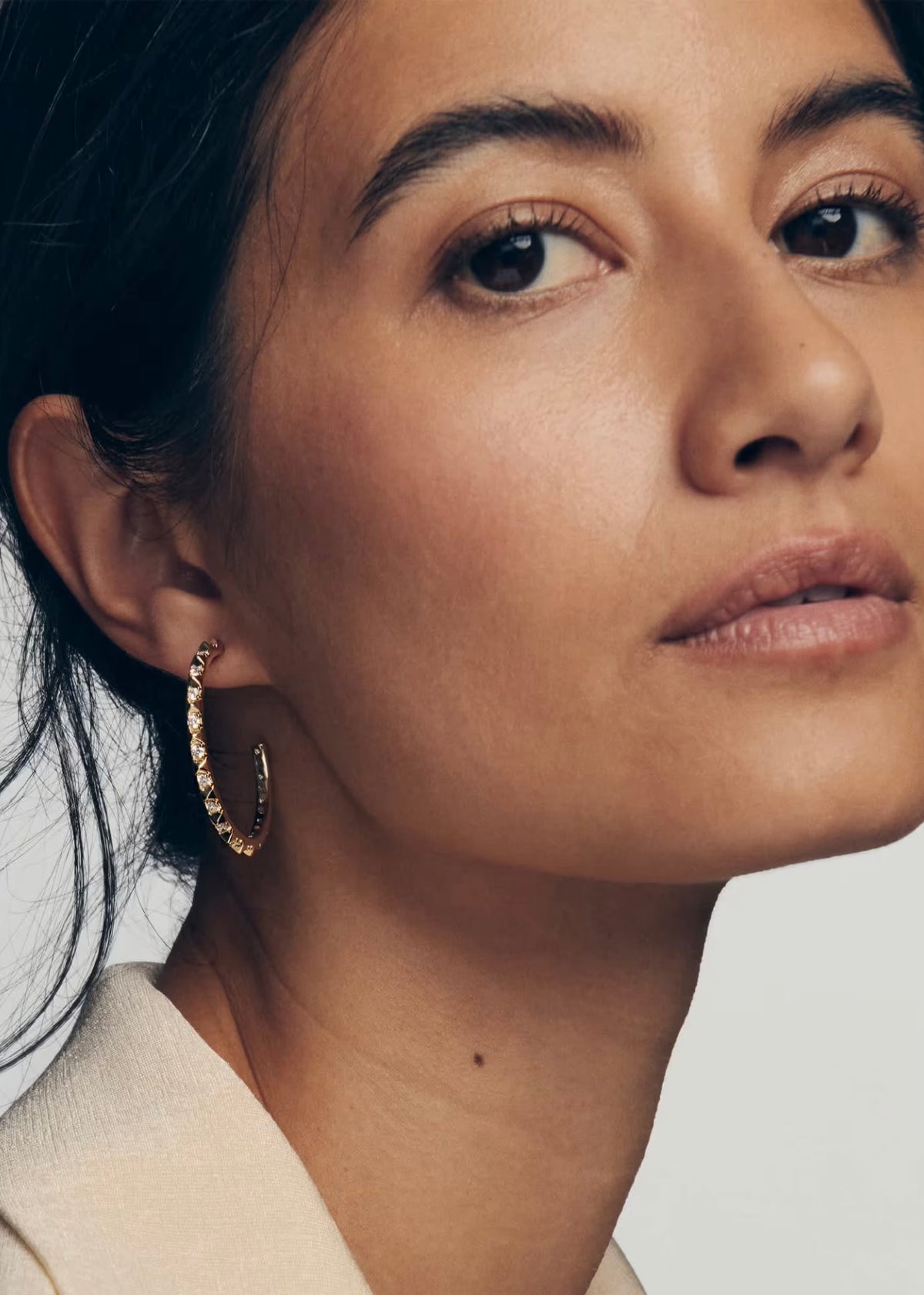 KENDRA SCOTT FATE HOOP EARRINGS