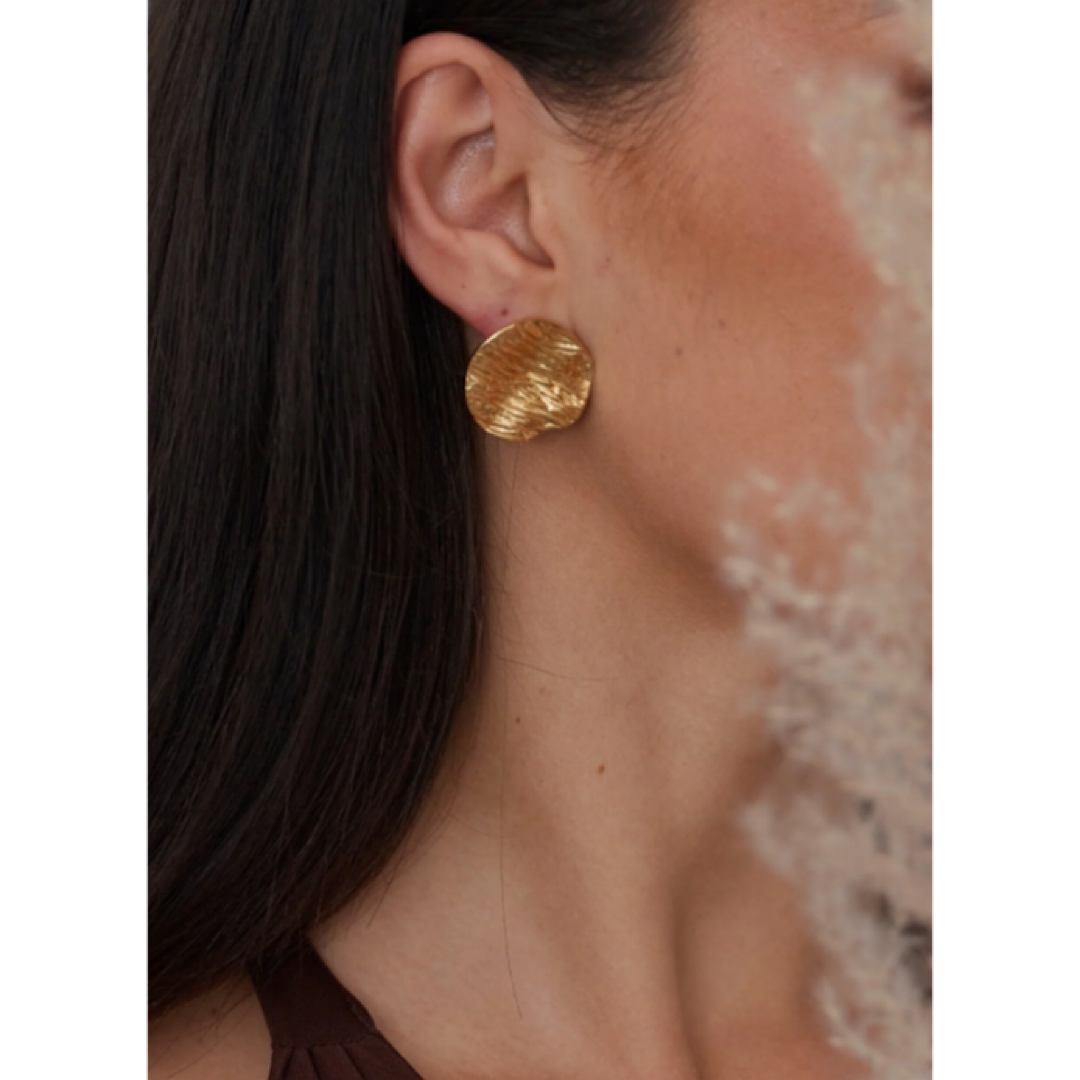 SAHIRA HANA STATEMENT STUD EARRINGS