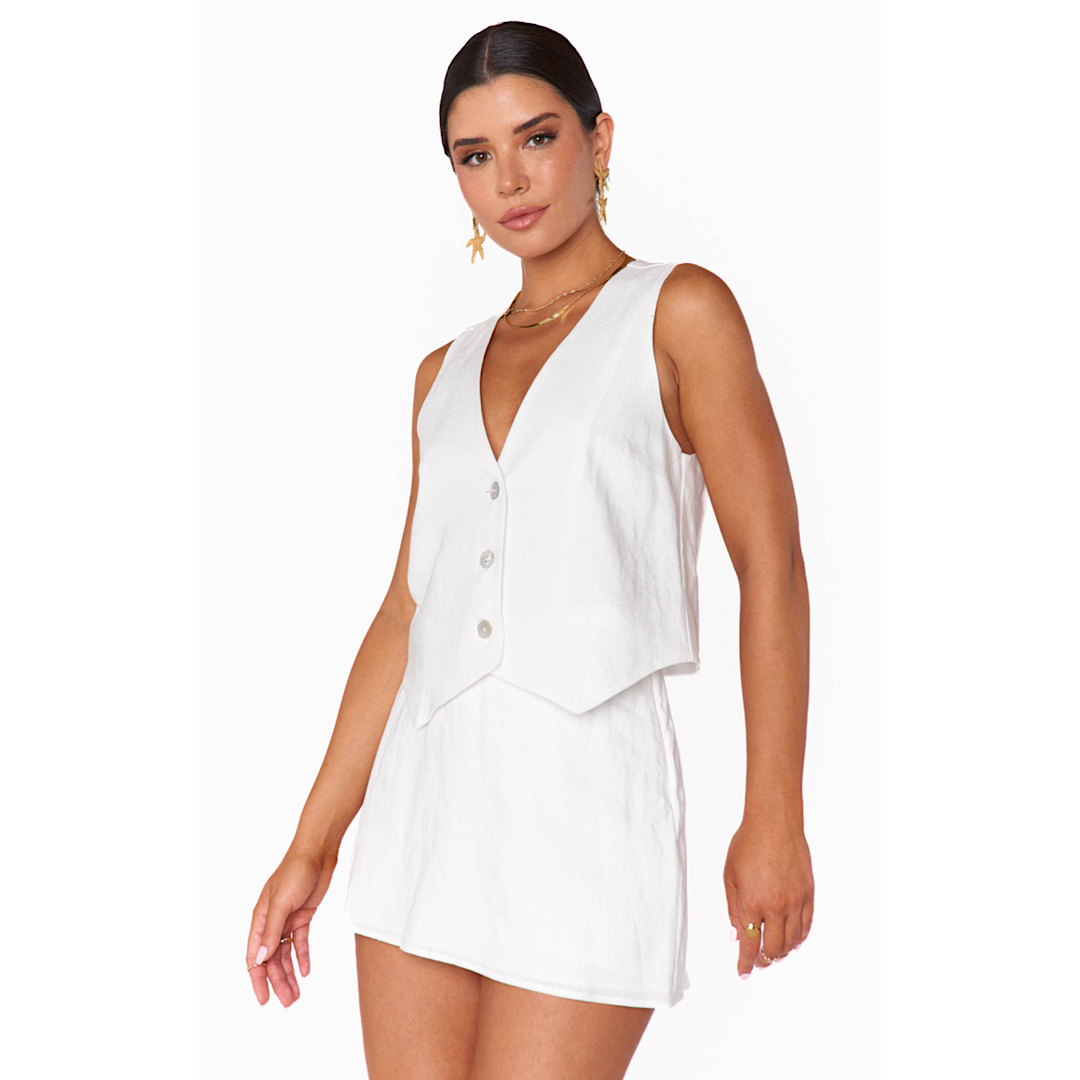 SHOW ME YOUR MUMU ALL NIGHT SKORT - WHITE LINEN