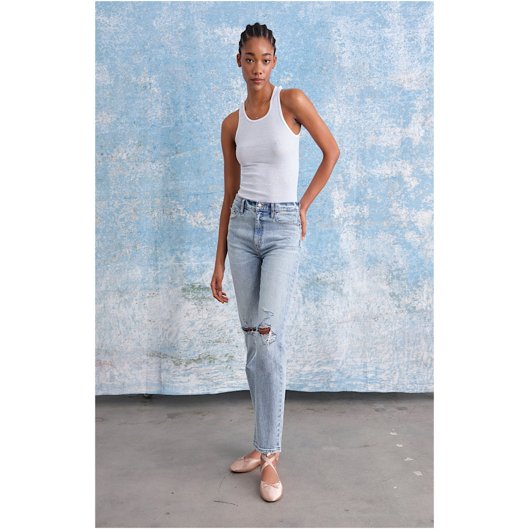 DAZE DENIM SMARTY PANTS HIGH RISE SLIM STRAIGHT IN SUNKISSED DISTRESSED