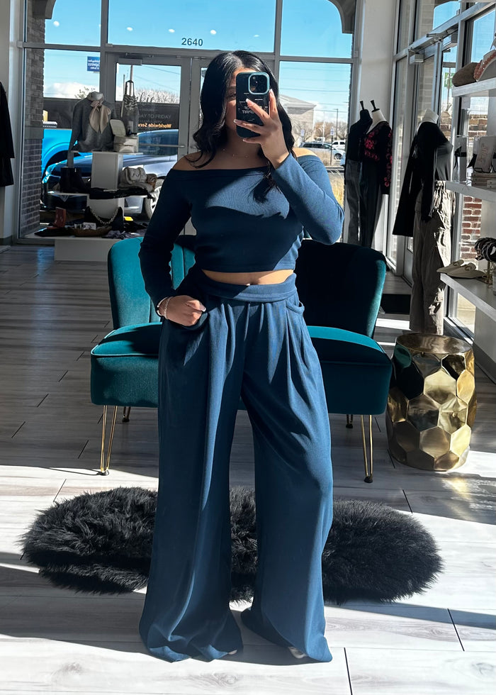 THE LIBBY TOP - NAVY