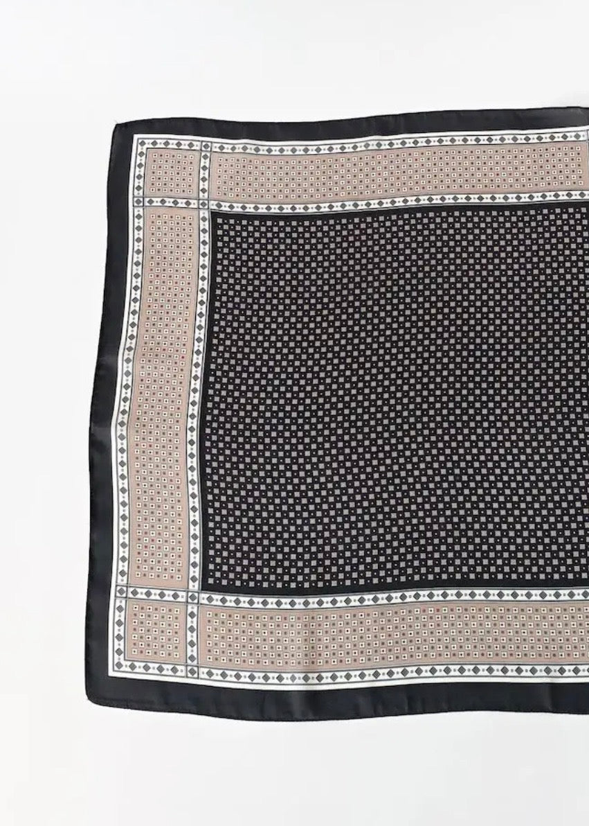 THE ALICE SCARF