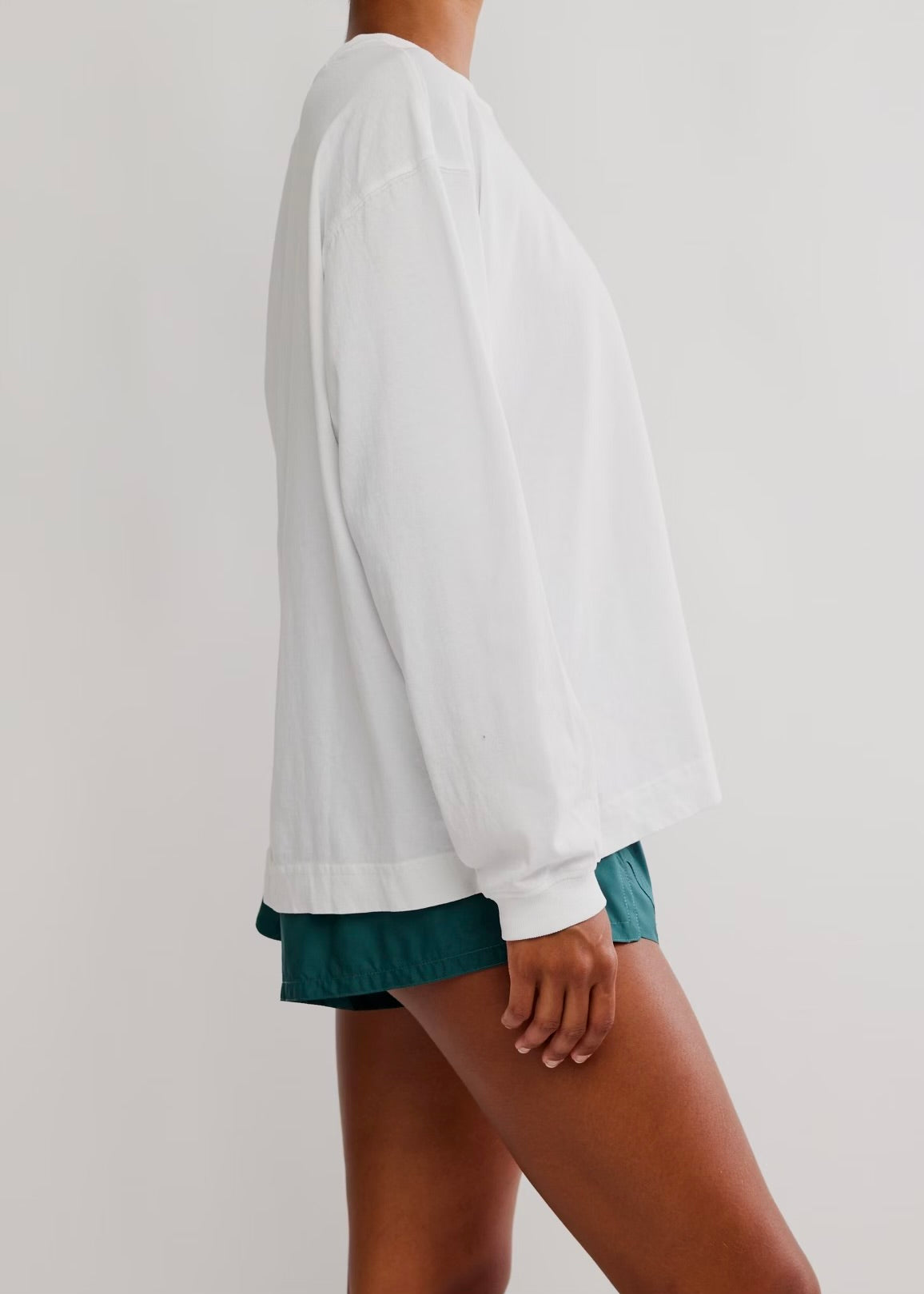 FREE PEOPLE MOVEMENT HUSTLE LAYER - WHITE