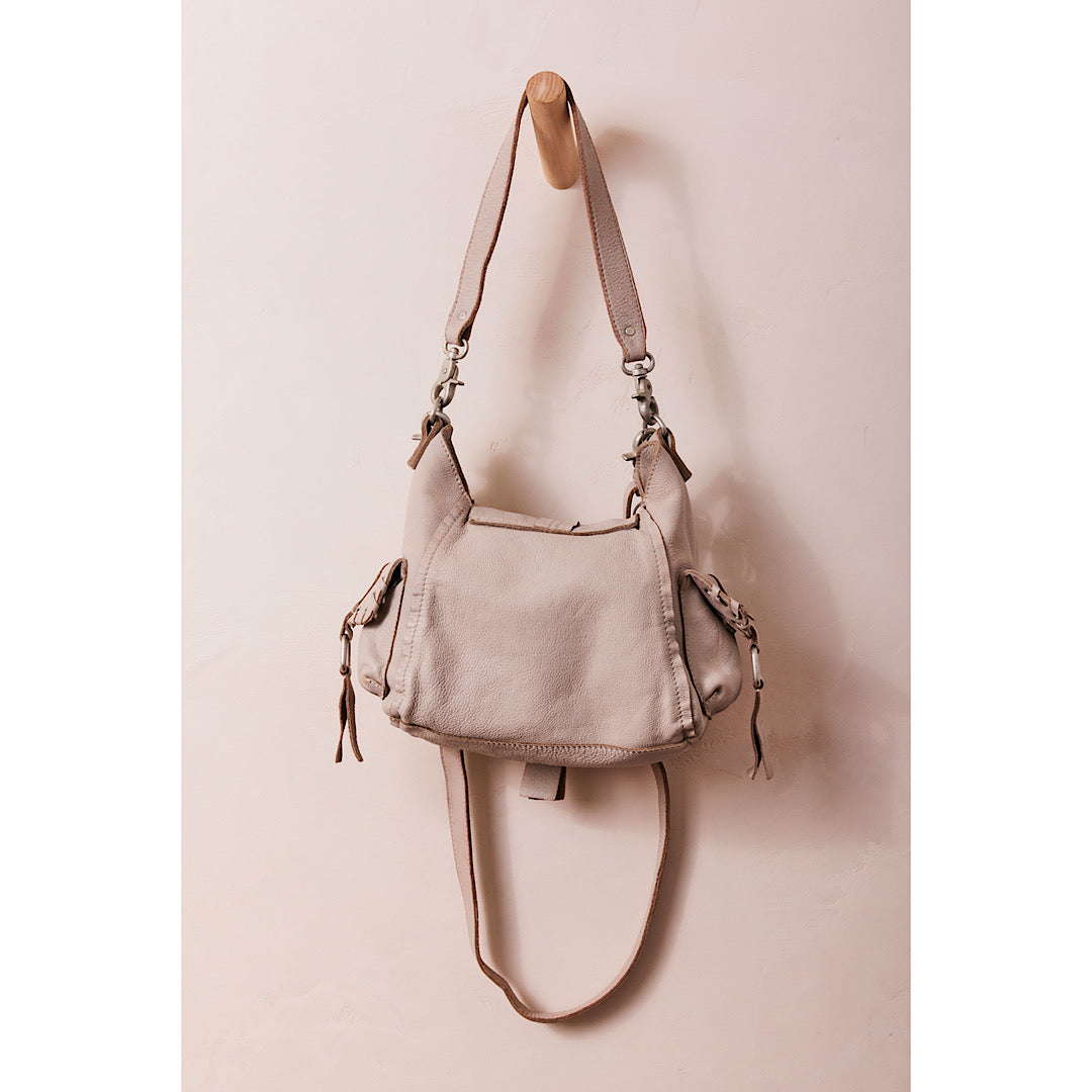 FREE PEOPLE BABY LEIGH DISTRESSED TOTE - PEARL