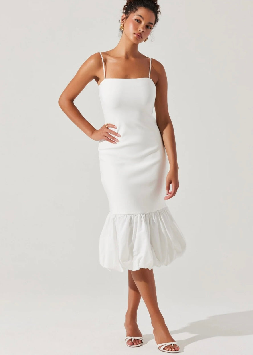 ASTR the Label | Brittnea Bodycon Bubble Hem Midi Dress in White