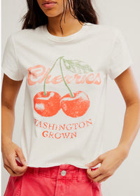 FREE PEOPLE NOVA TEE GRAPHIC - CHERRY COMBO