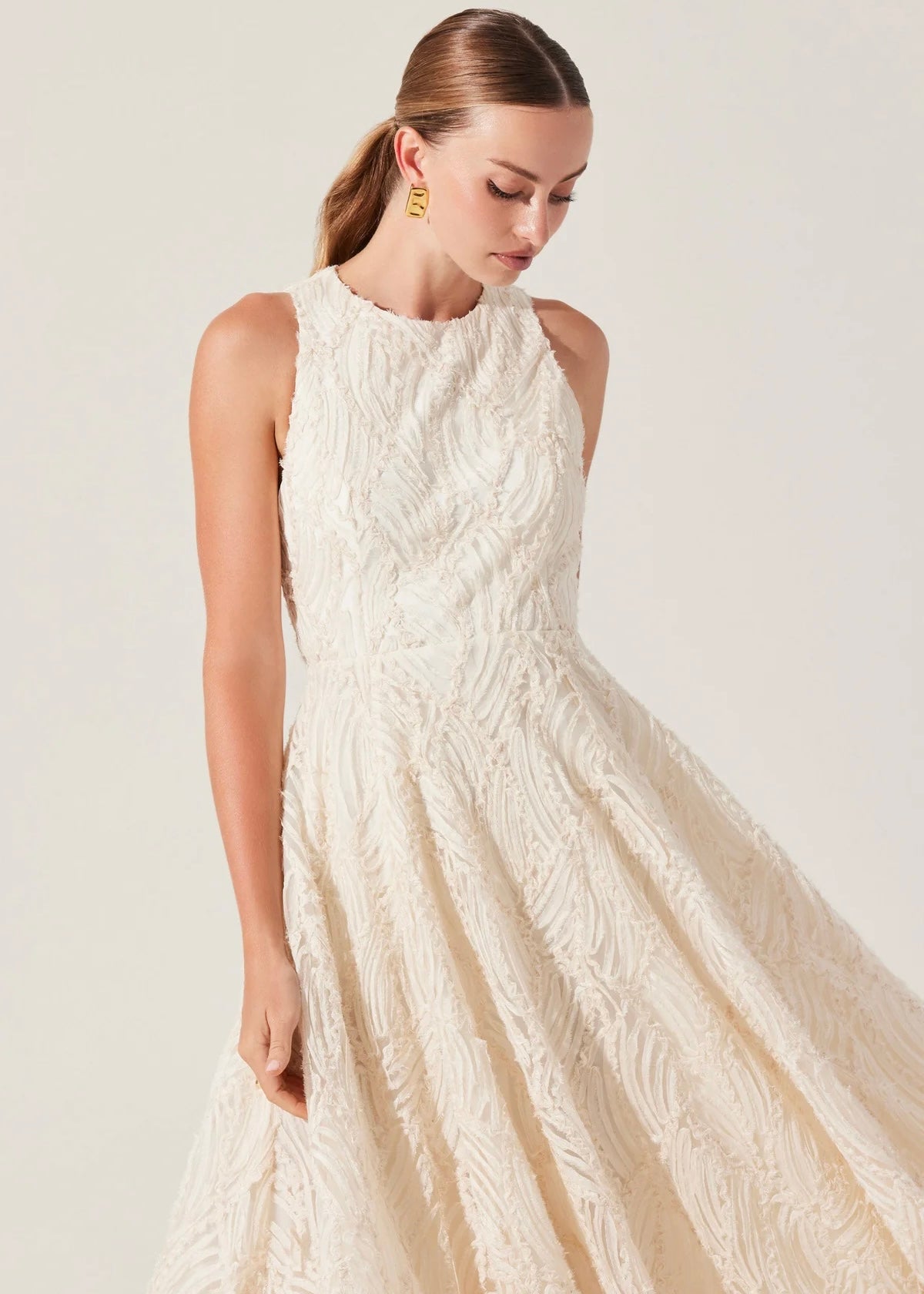 ASTR THE LABEL LILLEMOR 3D TEXTURED MIDI DRESS - CREAM