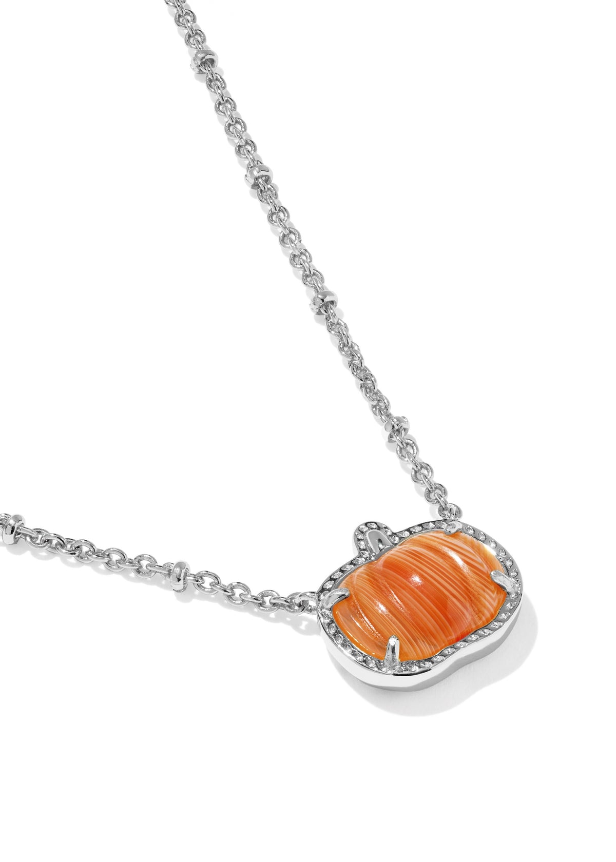 KENDRA SCOTT PUMPKIN SHORT PENDANT NECKLACE