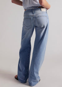 FREE PEOPLE FABLE LOW-RISE TWISTED BOWED JEANS