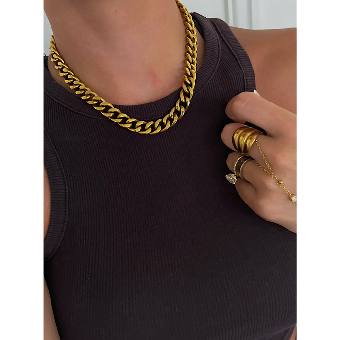 CHUNKY GOLD NECKLACE