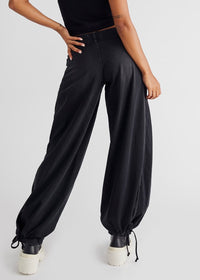 FREE PEOPLE LOTUS BALLOON JEANS - SMOKESHOW