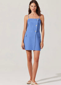 ASTR THE LABEL AZRIA BUTTON-FRONT WRAP DRESS