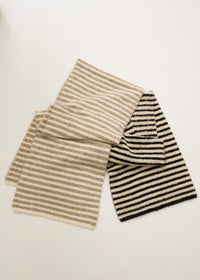 STRIPED KNITTED SCARF