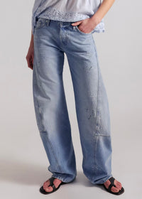 FREE PEOPLE FABLE LOW-RISE TWISTED BOWED JEANS