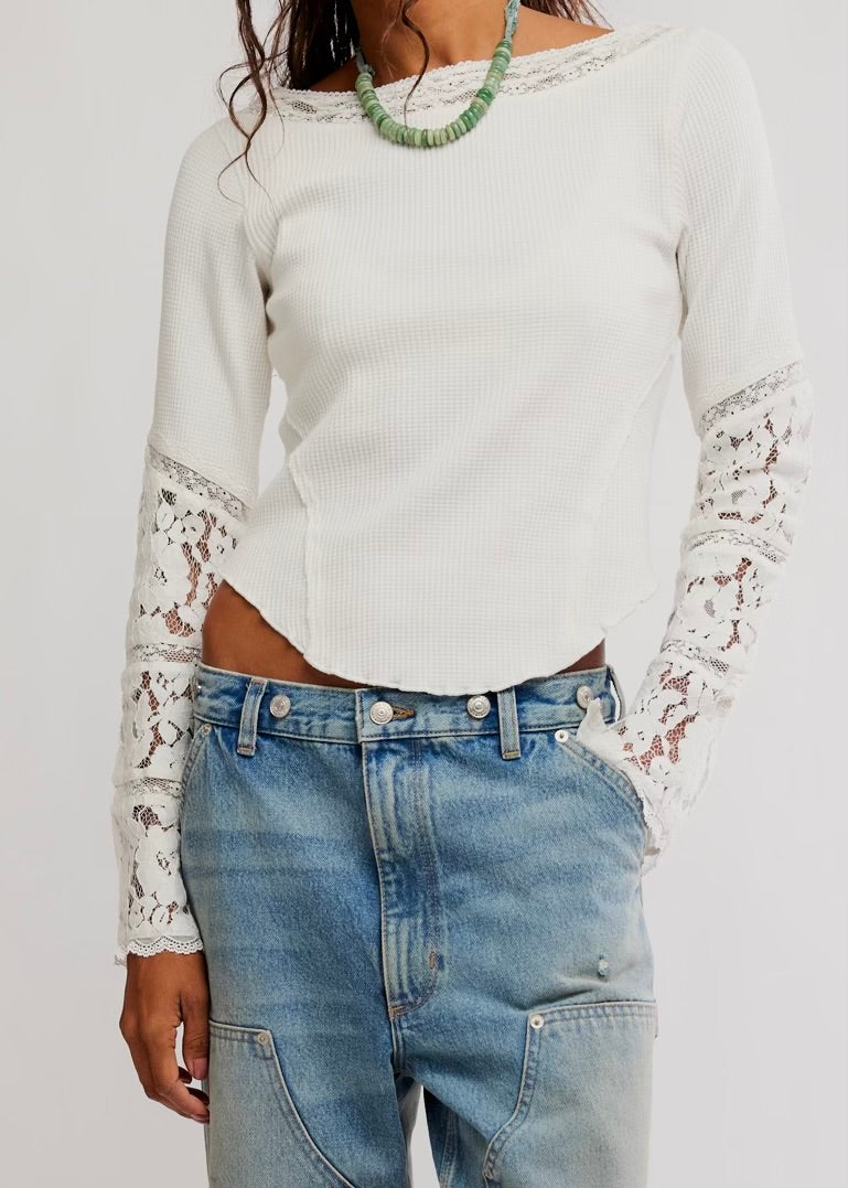 FREE PEOPLE AMBER LACE CUFF LONG SLEEVE TOP - WHITE ALYSSUM