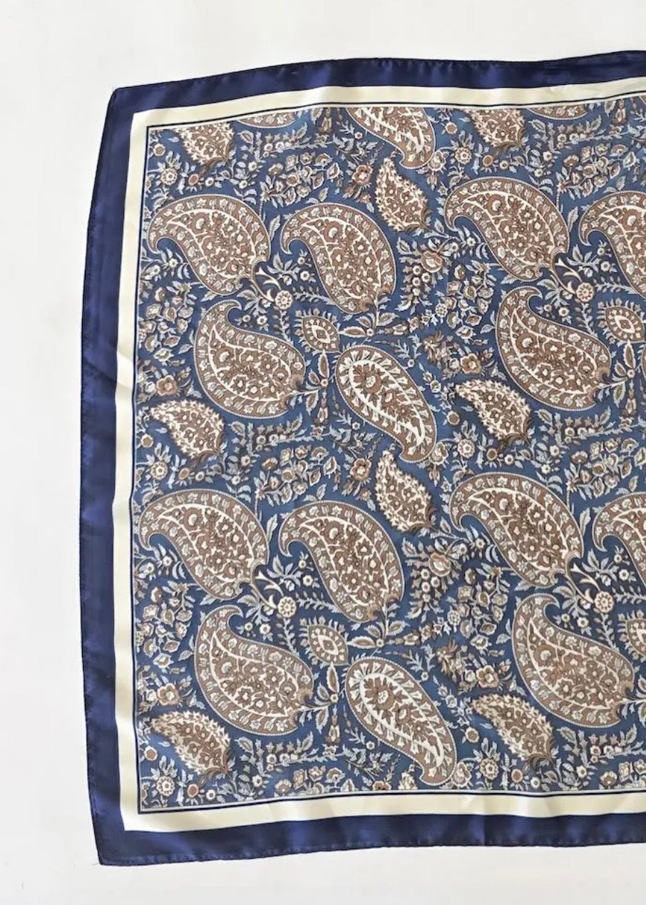 THE ALICE SCARF
