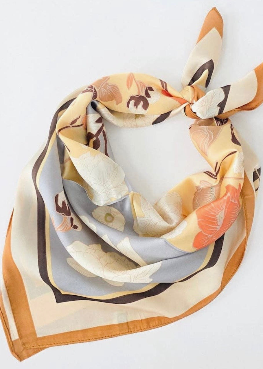 THE FIONA SCARF