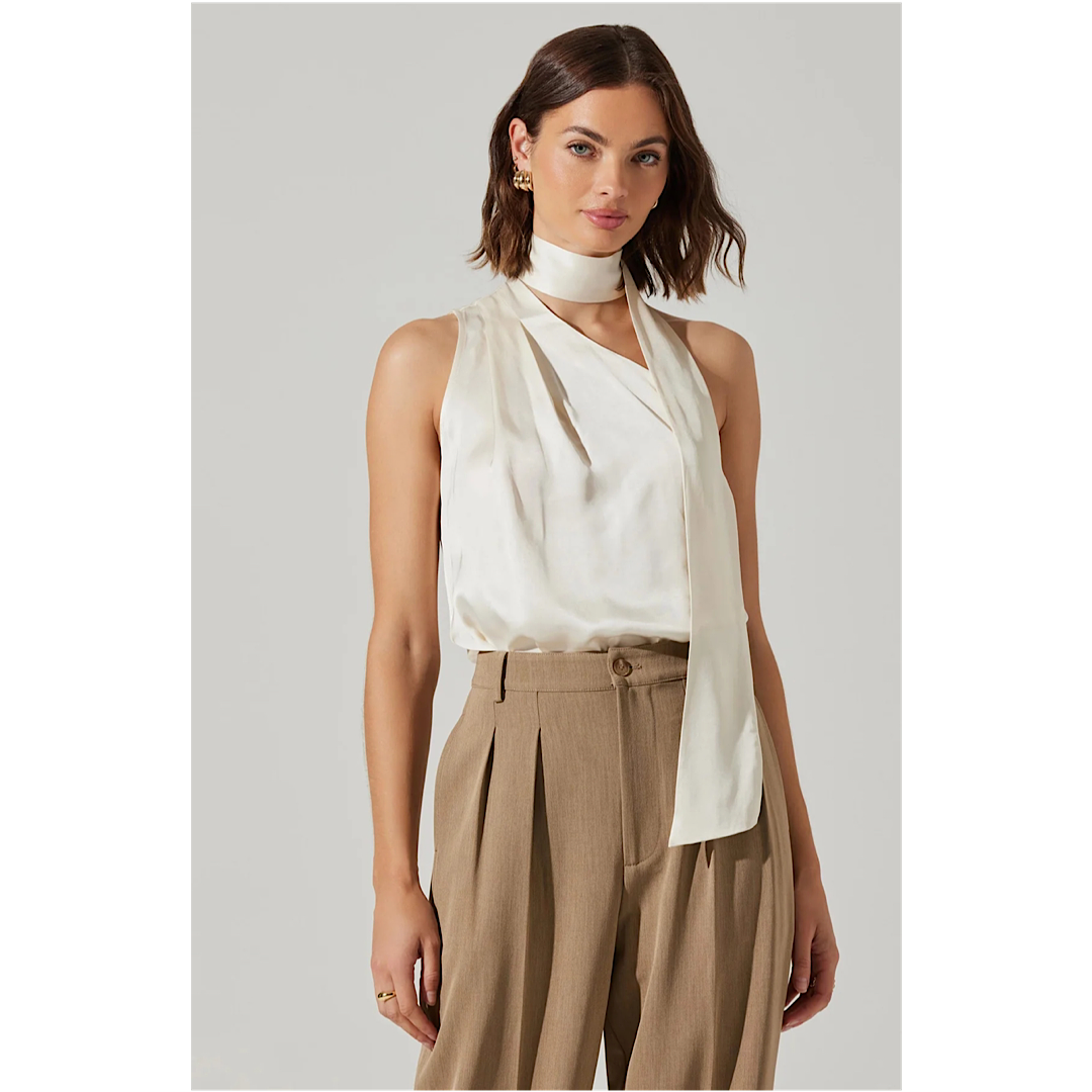 ASTR THE LABEL PARTIA SCARF DETAIL ASYMMETRIC TOP - CREAM