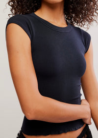 FREE PEOPLE SO SOFT SEAMLESS BABY TEE - BLACK