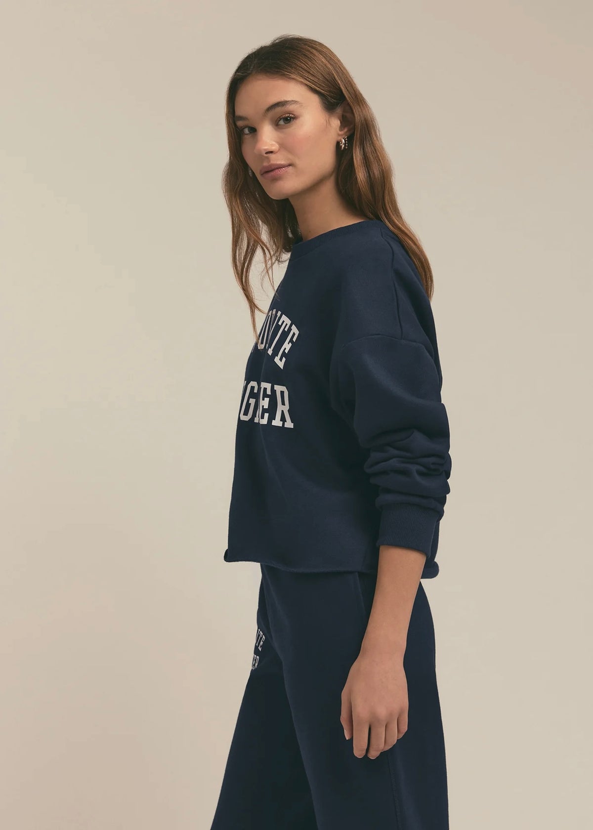 FAVORITE DAUGHTER THE CROPPED COLLEGIATE SWEATSHIRT - NAVY/WHITE