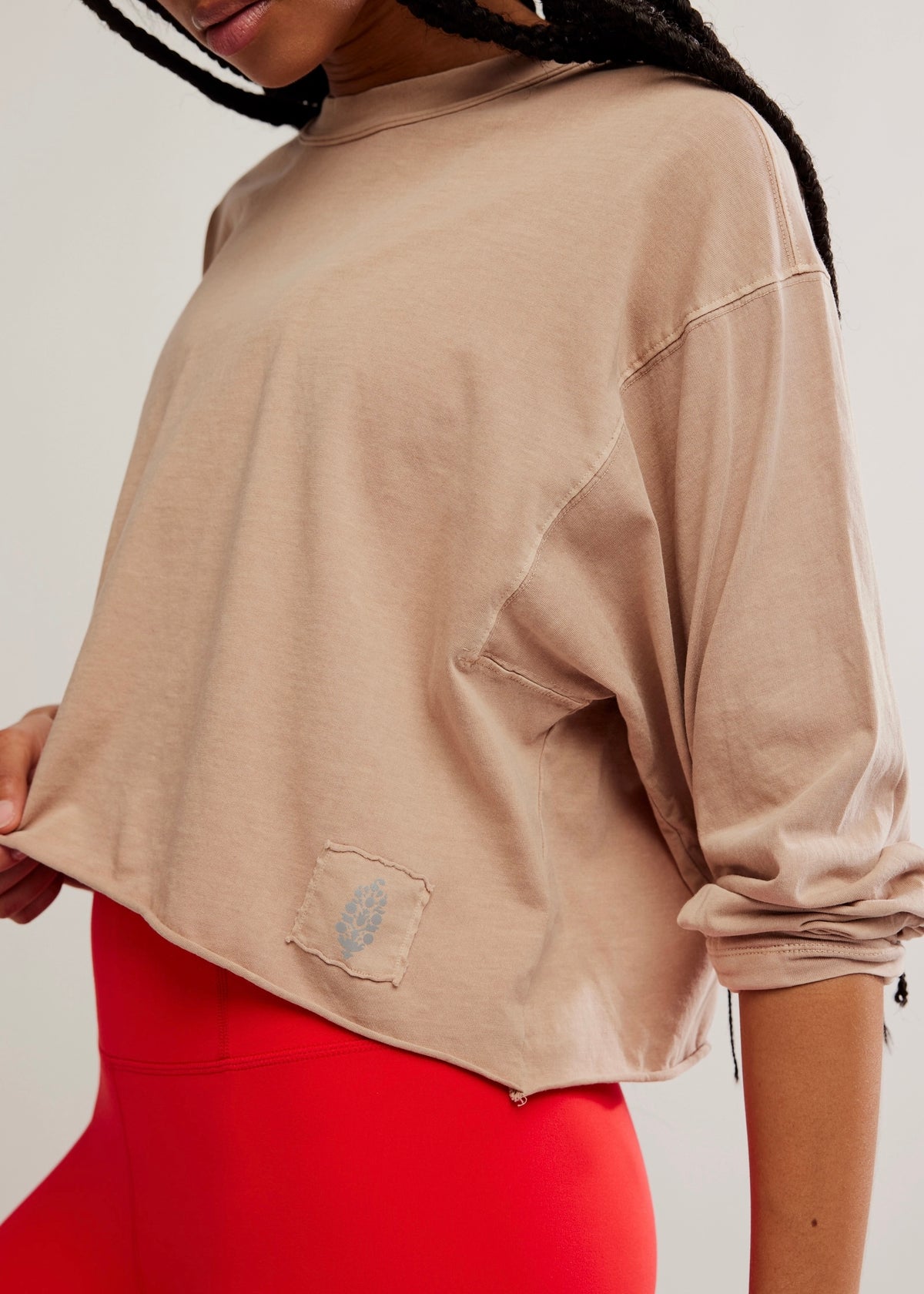 FREE PEOPLE MOVEMENT INSPIRE LAYER - SANDY