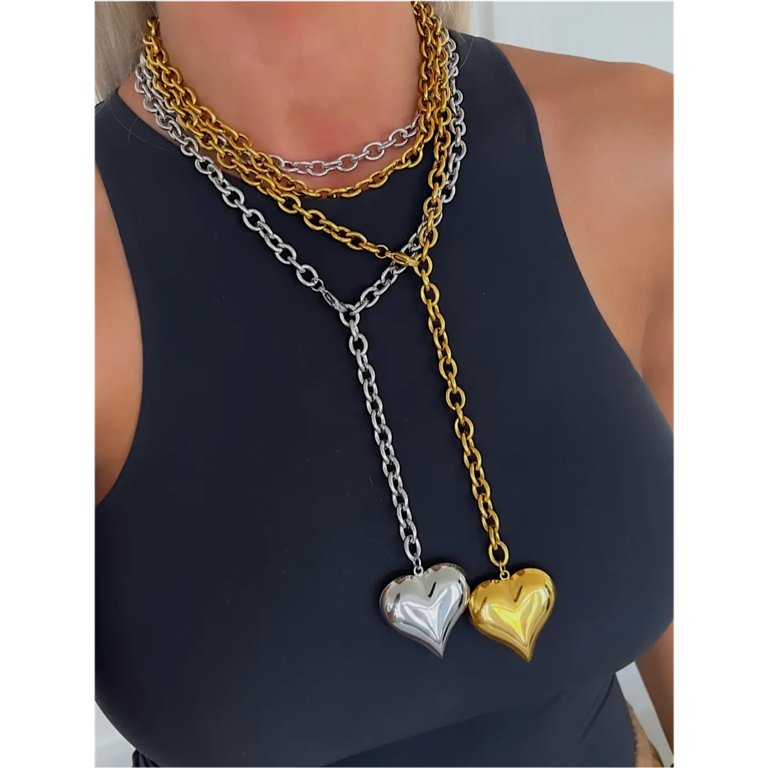 THE HEIDI HEART NECKLACE