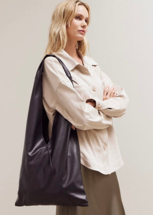 THE LIZZIE LEATHER TOTE