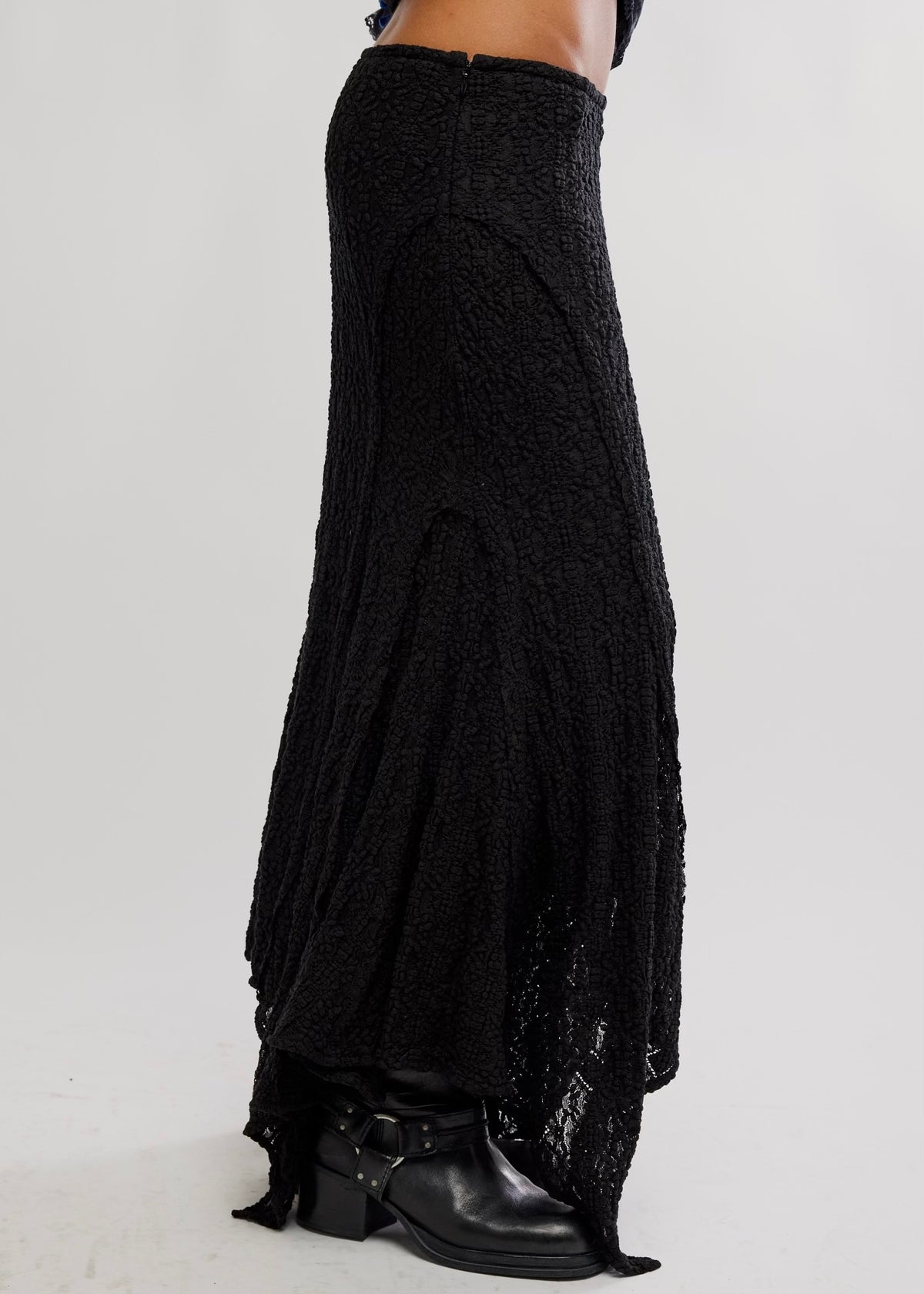 FREE PEOPLE BELLA LACE MERMAID SKIRT - BLACK