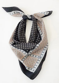 THE ALICE SCARF