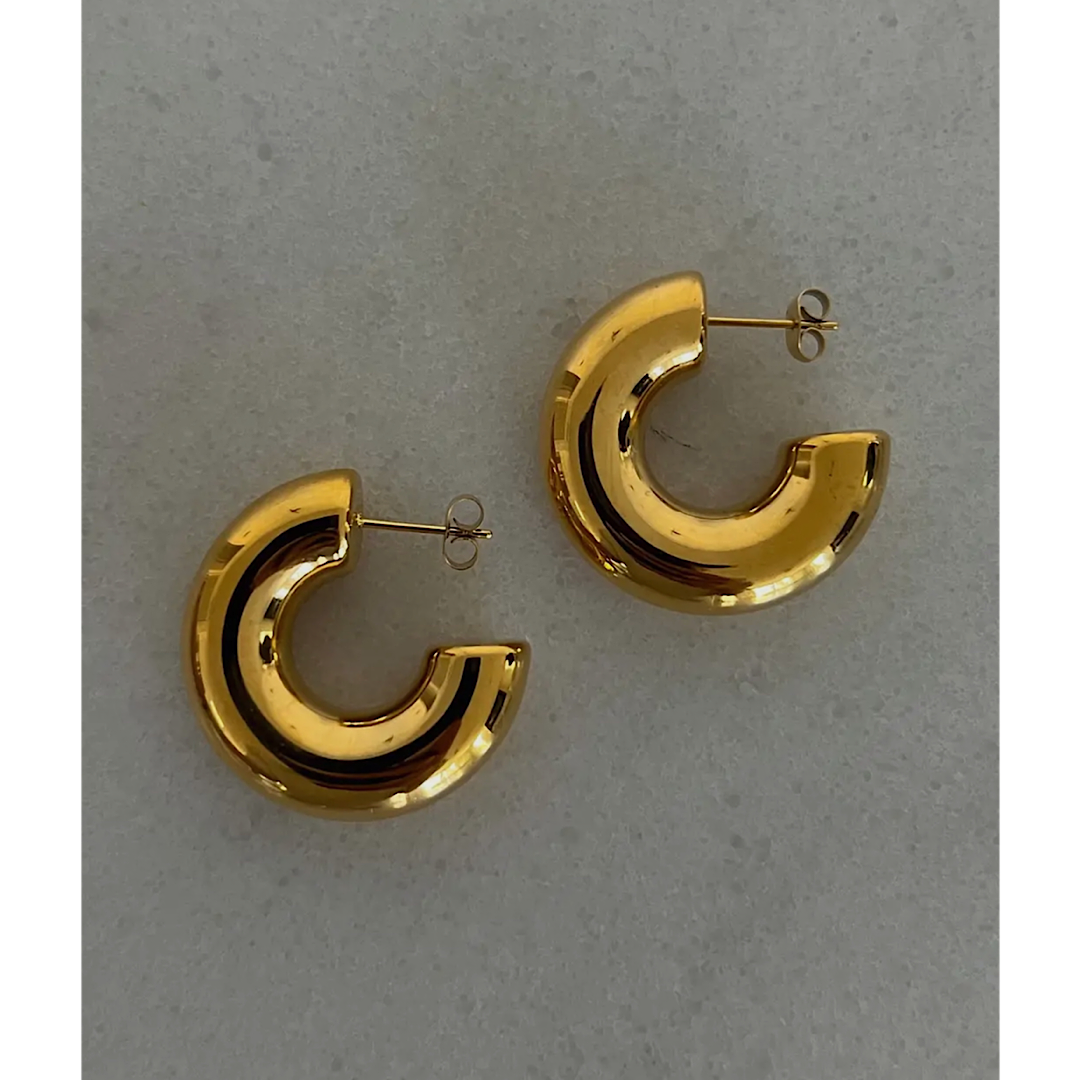 THE SMITH HOOP EARRINGS