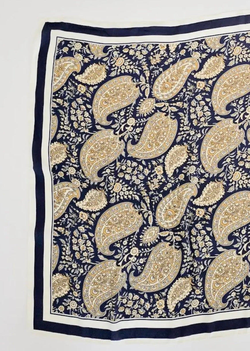 THE ALICE SCARF