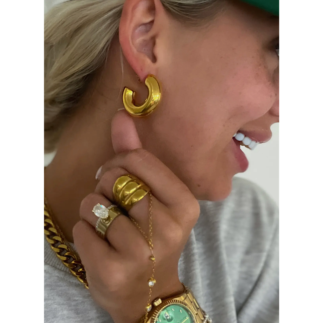 THE SMITH HOOP EARRINGS